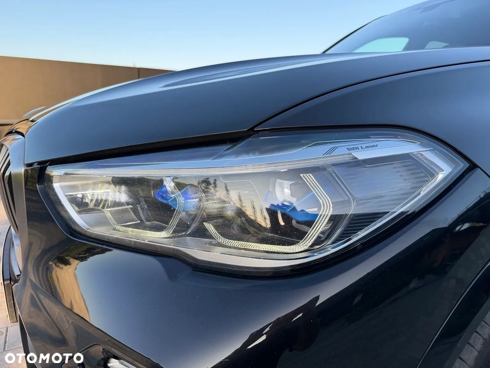BMW X5 M M50d - 29
