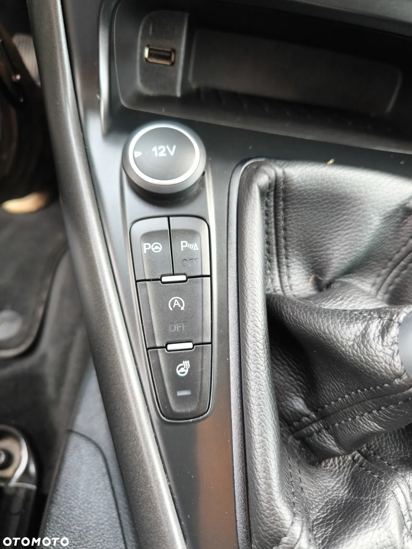 Ford Focus 1.0 EcoBoost Active Business - 16