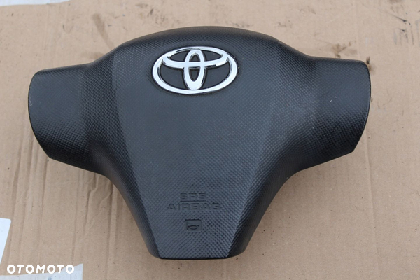 TOYOTA YARIS II PODUSZKA KIEROWCY W KIEROWNICE AIRBAG