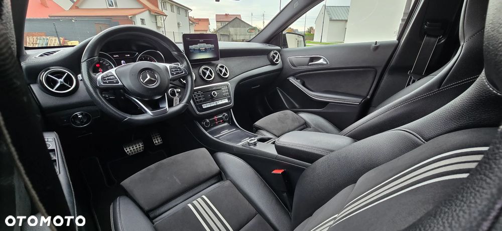 Mercedes-Benz Klasa A 180 7G-DCT AMG Line - 23