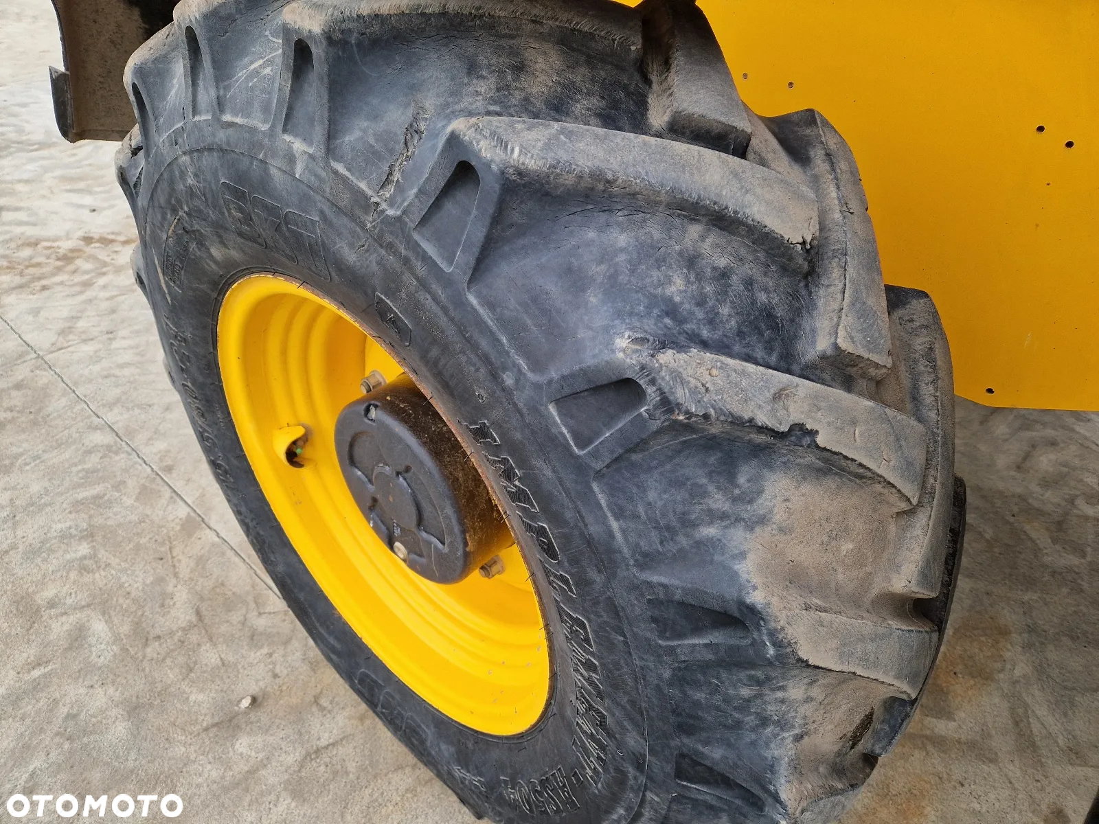 JCB 535V125, 535-125 - 16