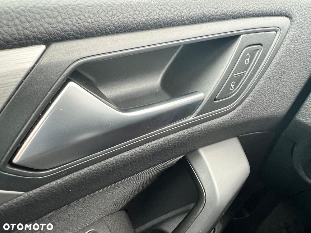 Volkswagen Touran 1.5 TSI EVO Comfortline DSG - 34