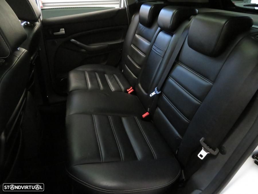 Ford Kuga 2.0 TDCi 4x4 Aut. Titanium - 21