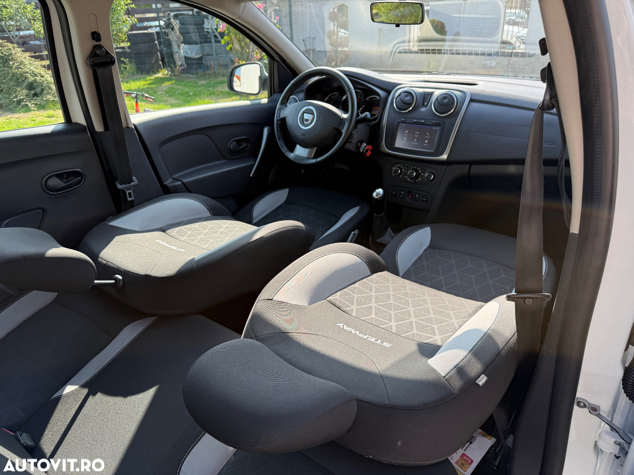 Dacia Sandero 0.9 Stepway - 4
