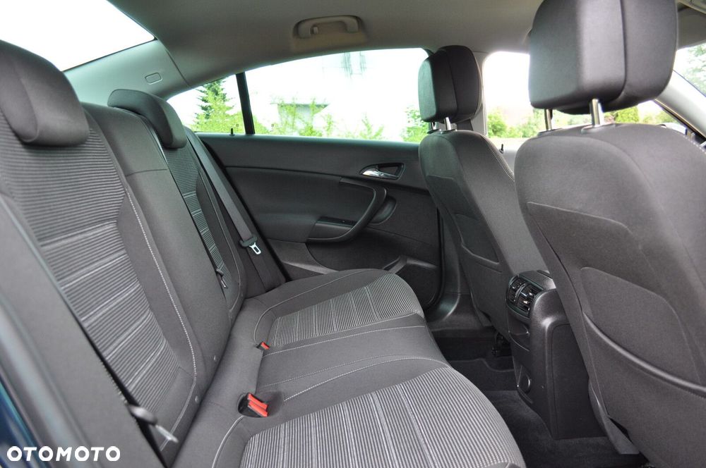 Opel Insignia - 16