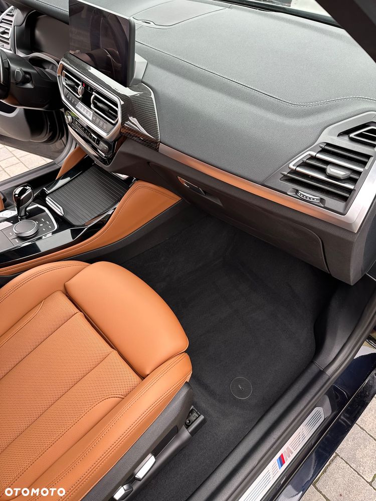 BMW X4 xM40i mHEV - 19