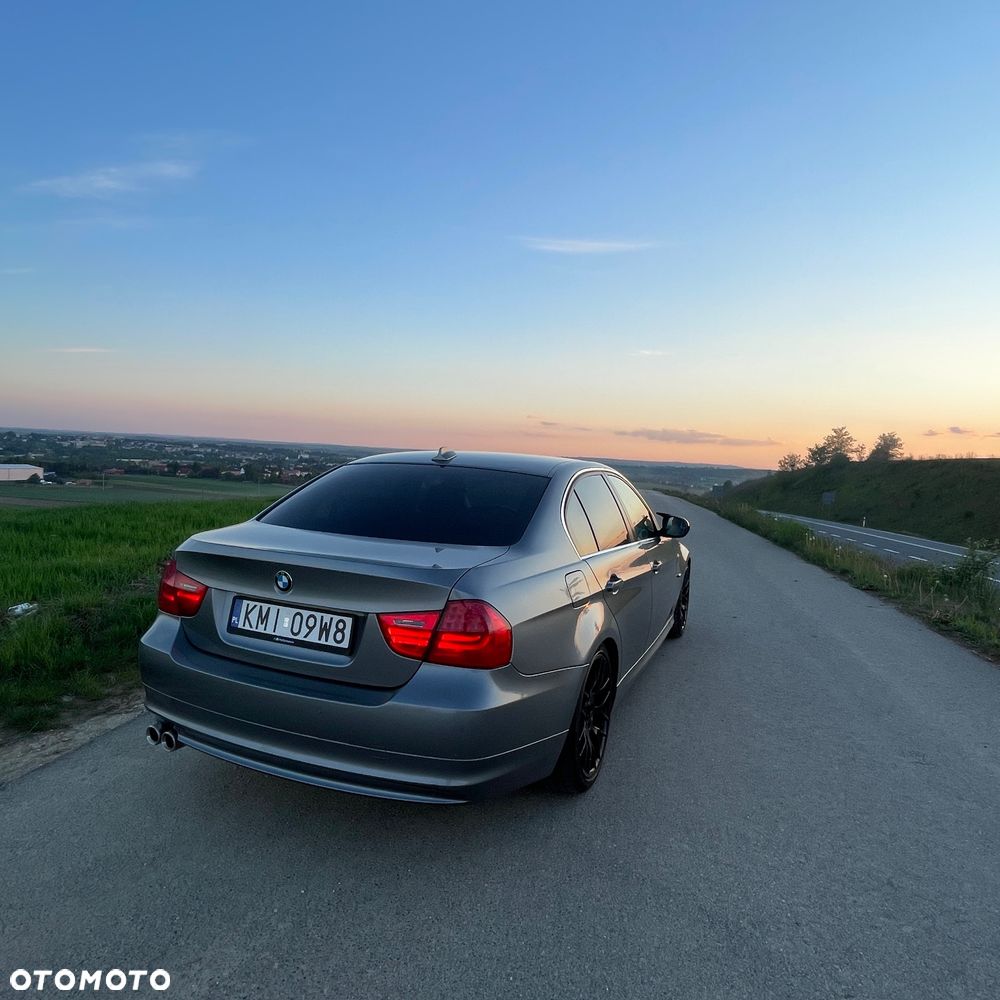 BMW Seria 3 - 2