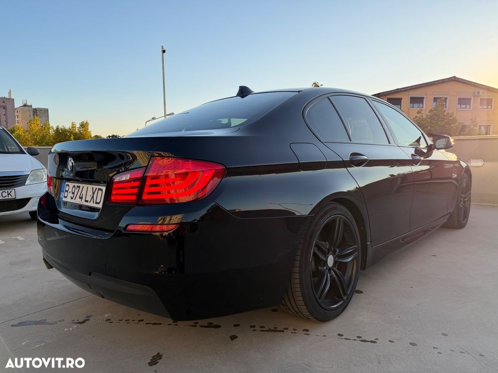 BMW Seria 5 520d Sport-Aut. - 4