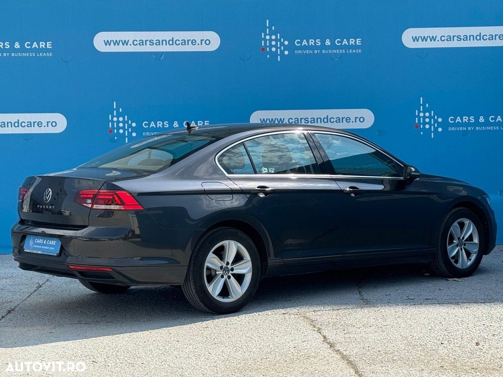 Volkswagen Passat - 5