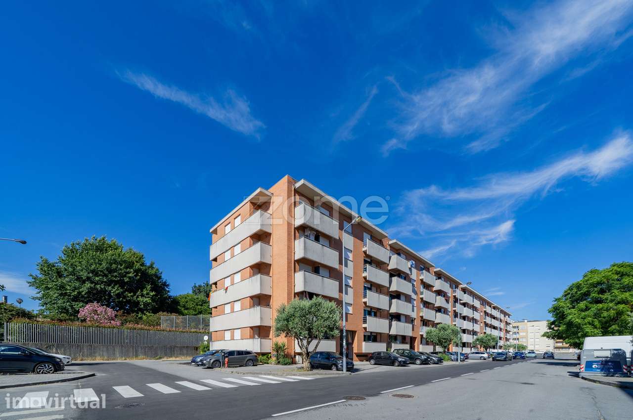 Apartamento T3 com 149m2 em Ferreiros - Braga - Grande imagem: 2/54