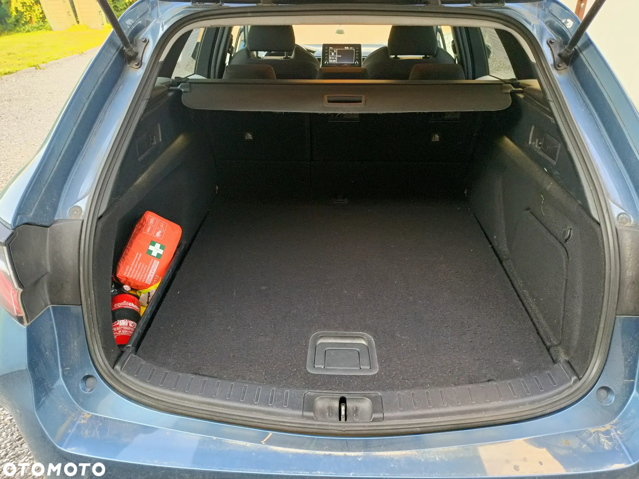 Toyota Corolla 2.0 Hybrid Comfort - 7
