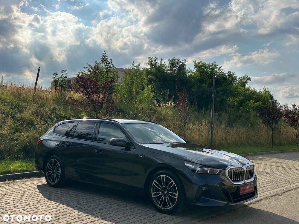 BMW Seria 5 520d xDrive mHEV - 18