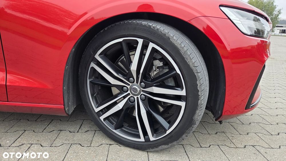Volvo S60 T5 AWD R-Design - 12