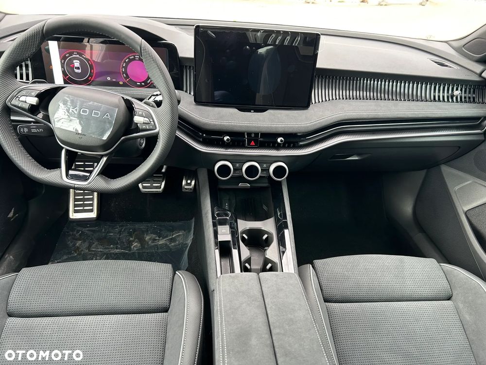 Skoda Superb 2.0 TDI SCR 4x4 Sportline DSG - 8