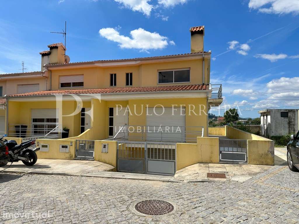 Moradia T3 - Grande imagem: 2/23