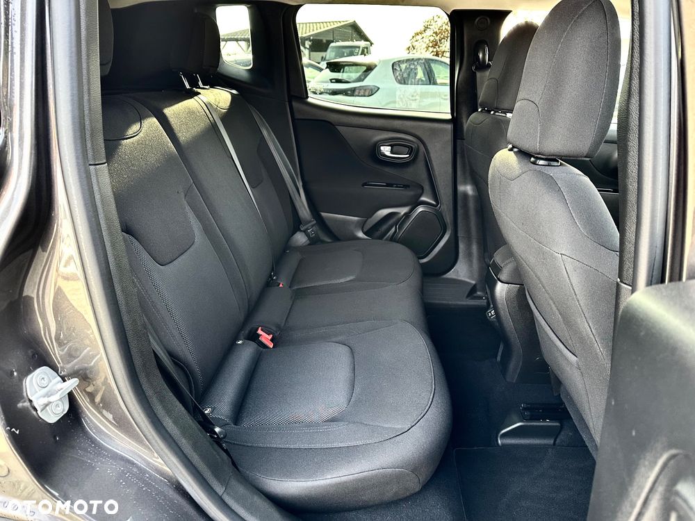 Jeep Renegade 1.3 T-GDI Automatik Longitude - 10