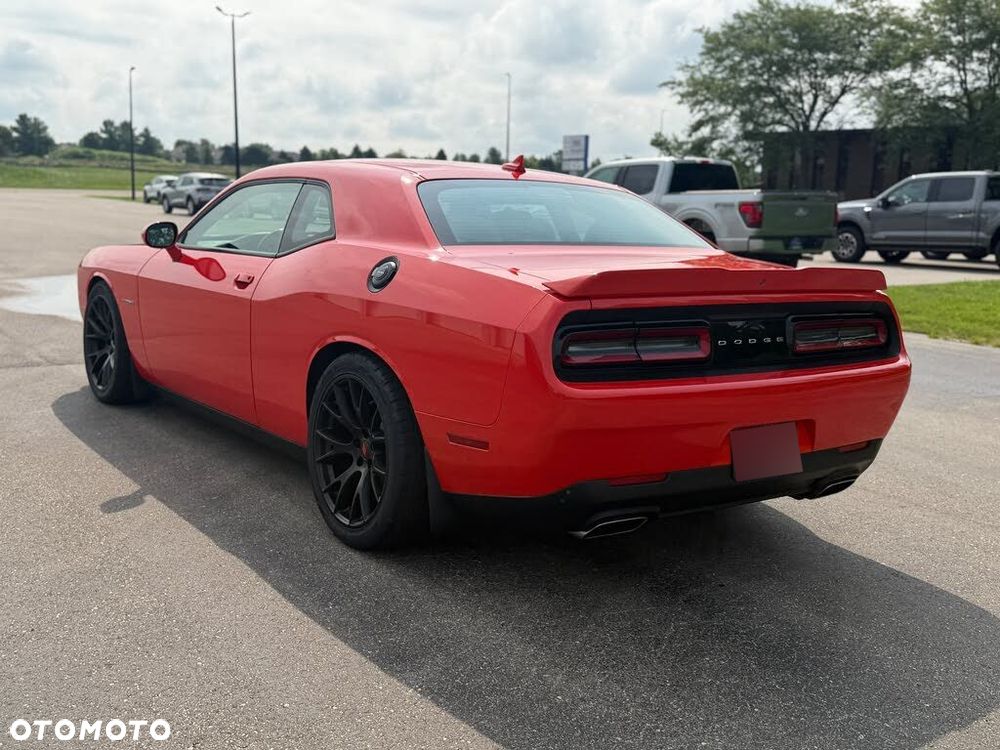 Dodge Challenger 5.7 R/T - 3
