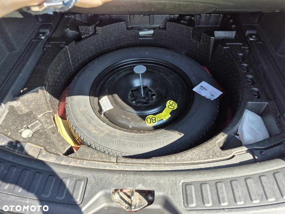 Land Rover Discovery Sport 2.0 Si4 HSE - 15
