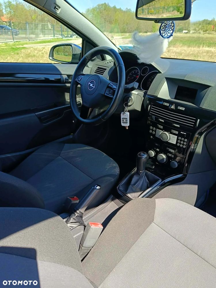 Opel Astra 1.4 Enjoy - 4