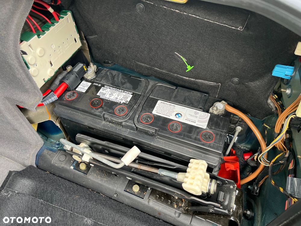 BMW Seria 7 740i - 24