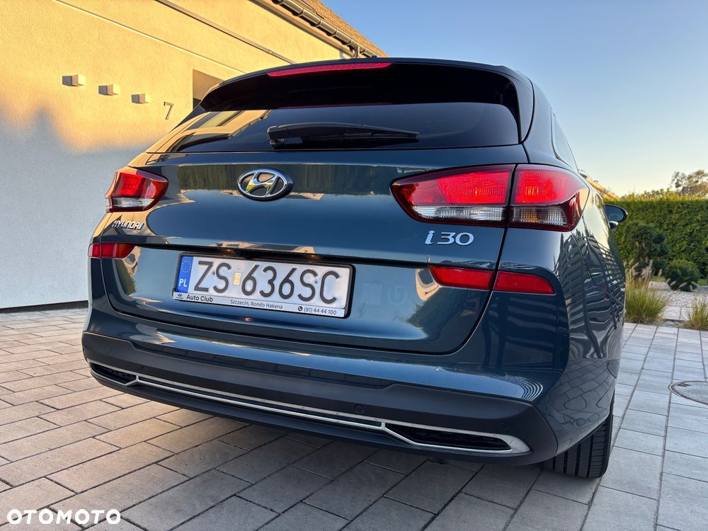 Hyundai i30 1.5 DPI Comfort - 9