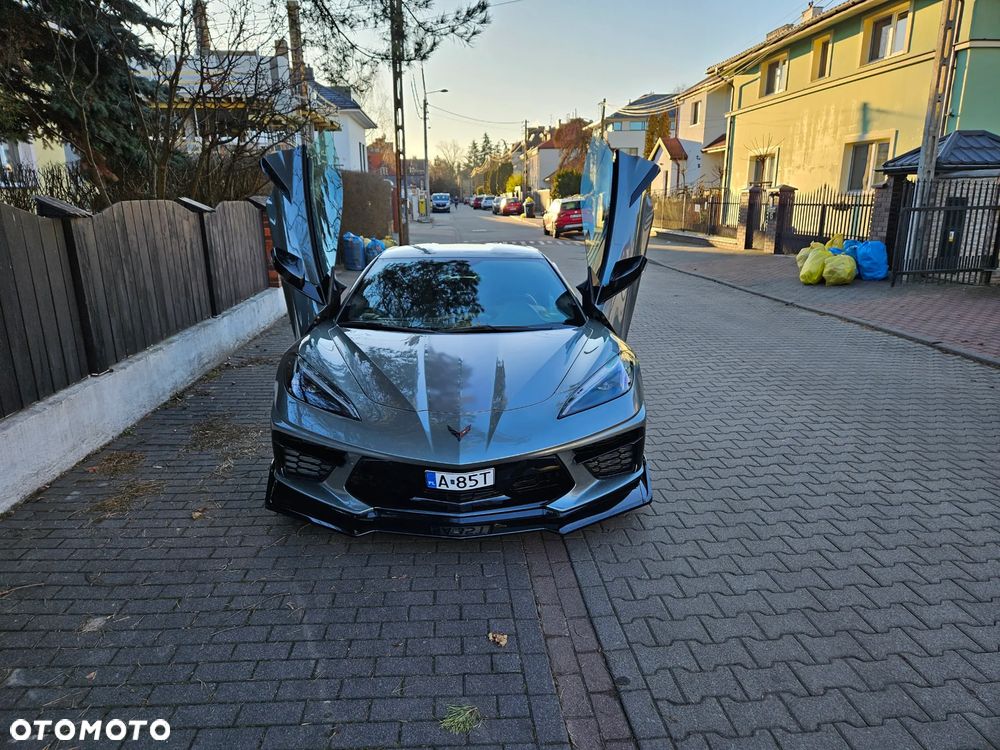 Chevrolet Corvette - 13
