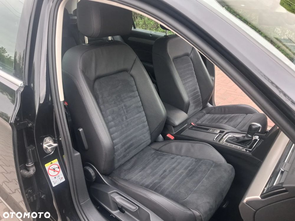 Volkswagen Passat - 16