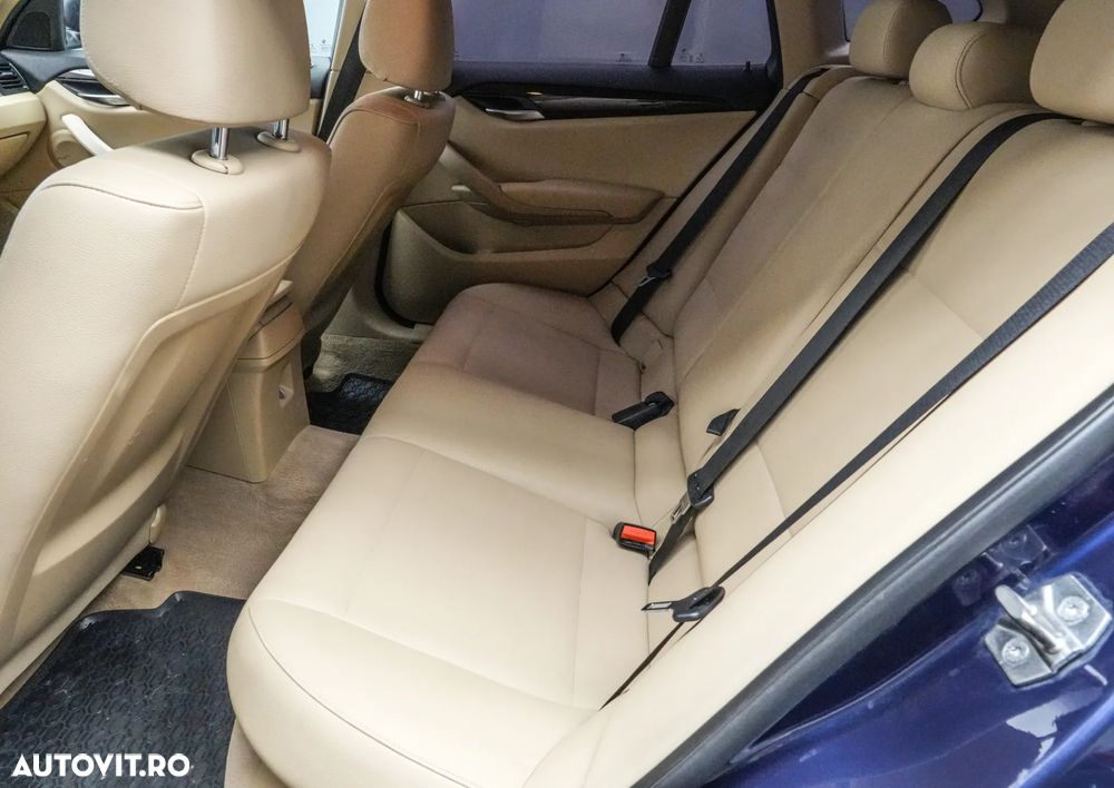 BMW X1 - 15