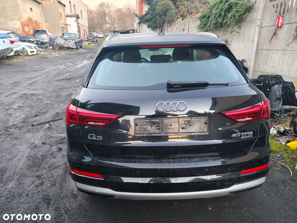 Audi Q3 40 TFSI Quattro S tronic S line - 3