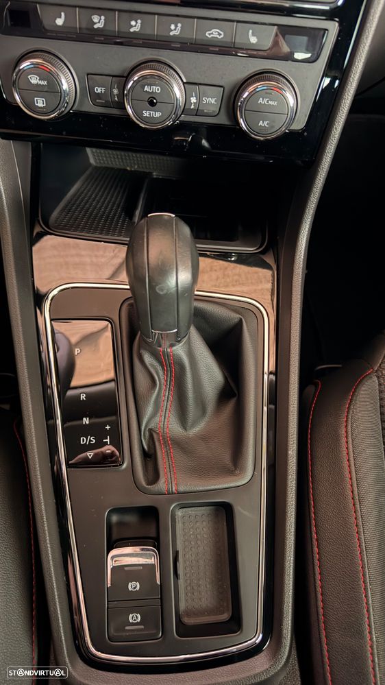 SEAT Leon 2.0 TSI DSG OPF FR - 12