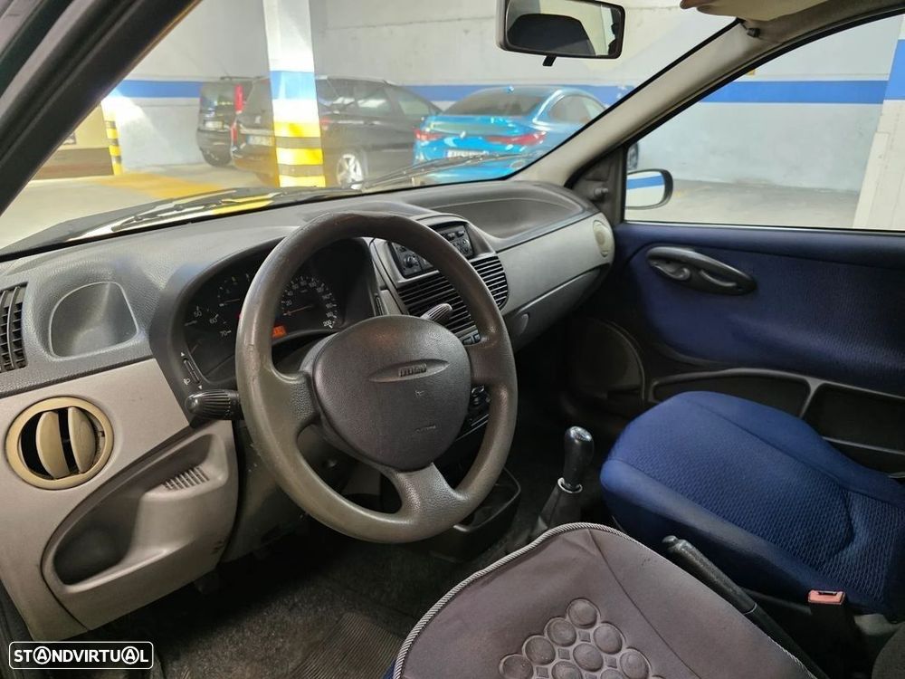 Fiat Punto 1.9 D Van - 8