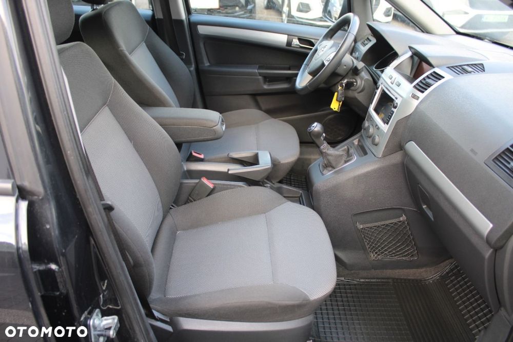 Opel Zafira - 30