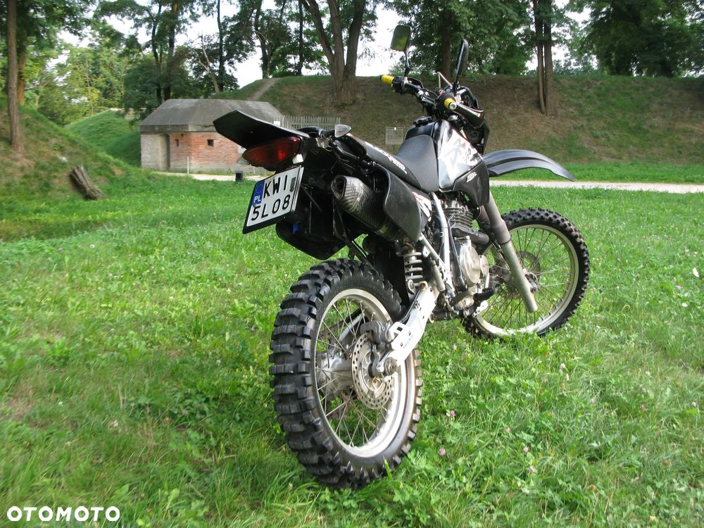 Suzuki DR - 5