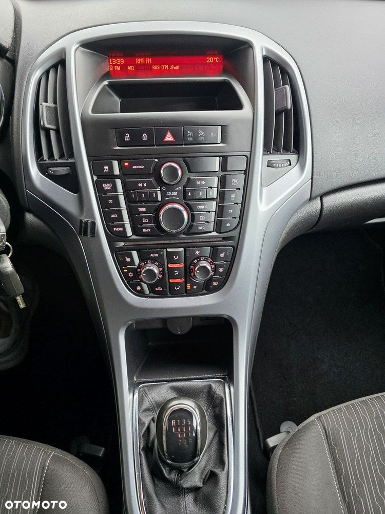 Opel Astra - 19