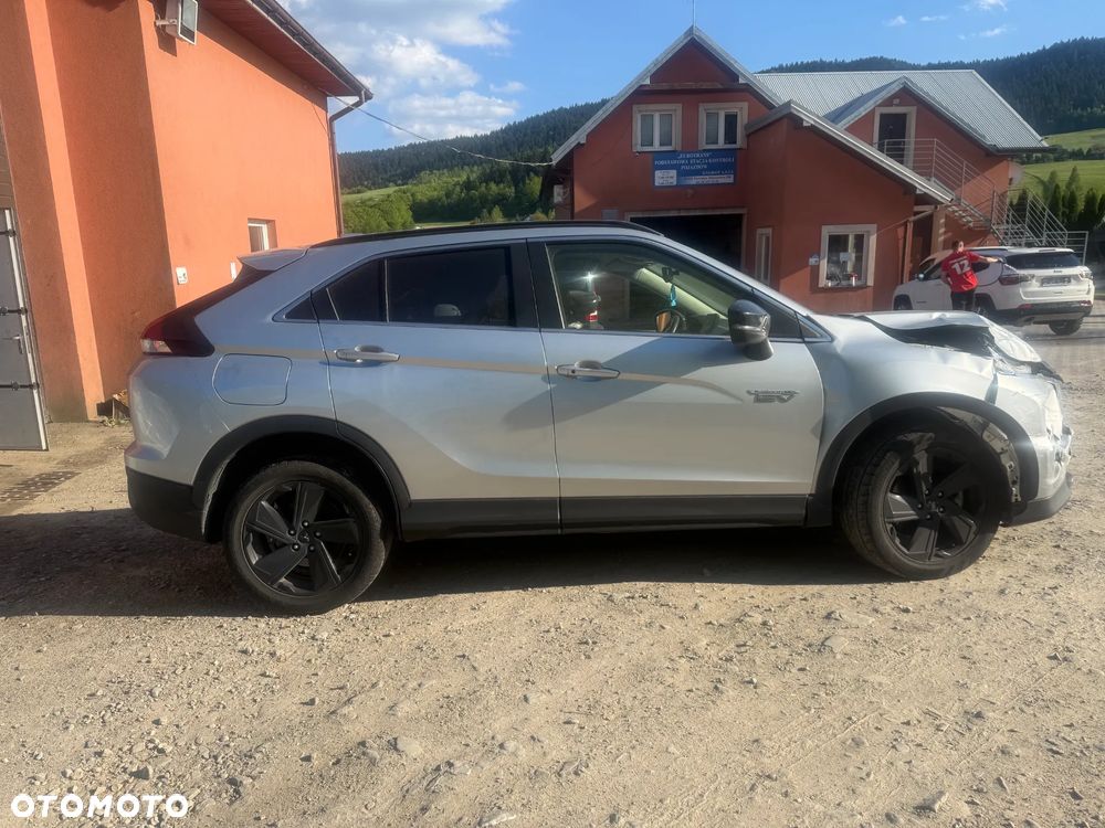 Mitsubishi Eclipse Cross 4WD Plus - 3
