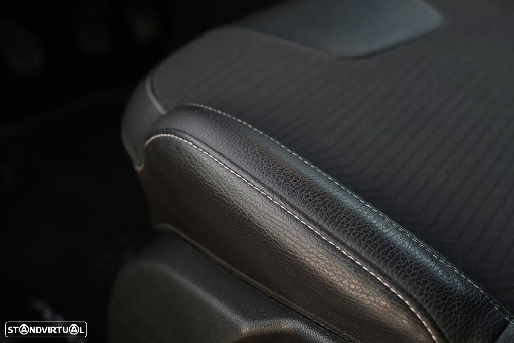 Opel Adam 1.2 Glam - 11