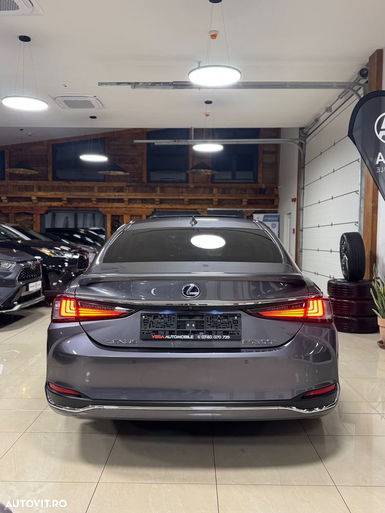 Lexus Seria ES 300h Business Edition - 38