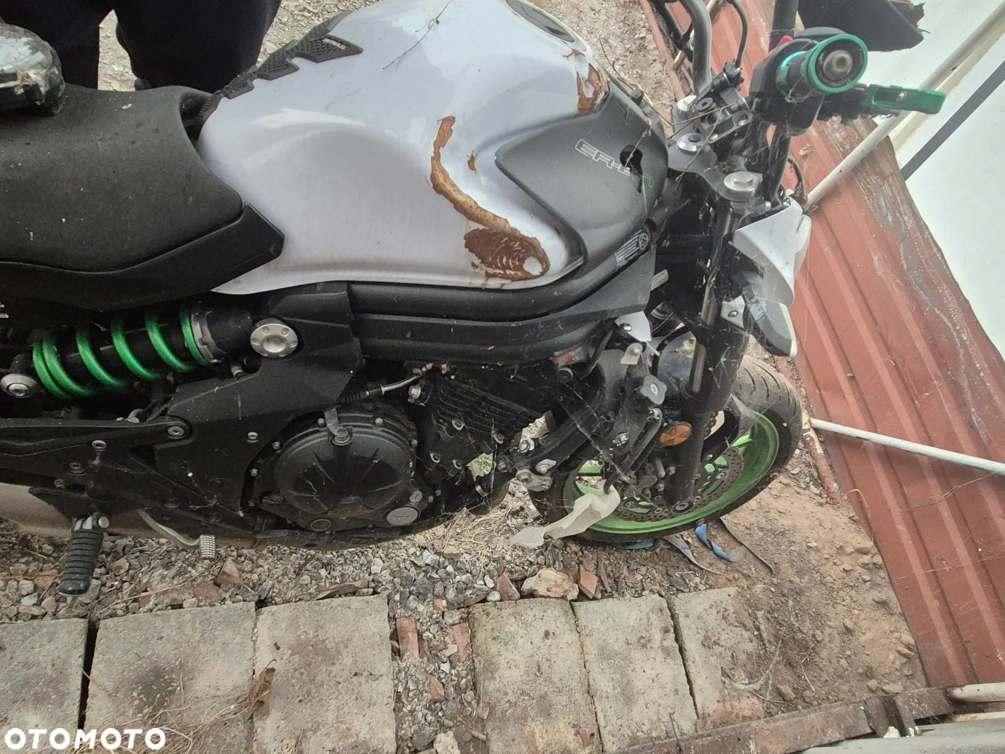 Kawasaki ER - 4