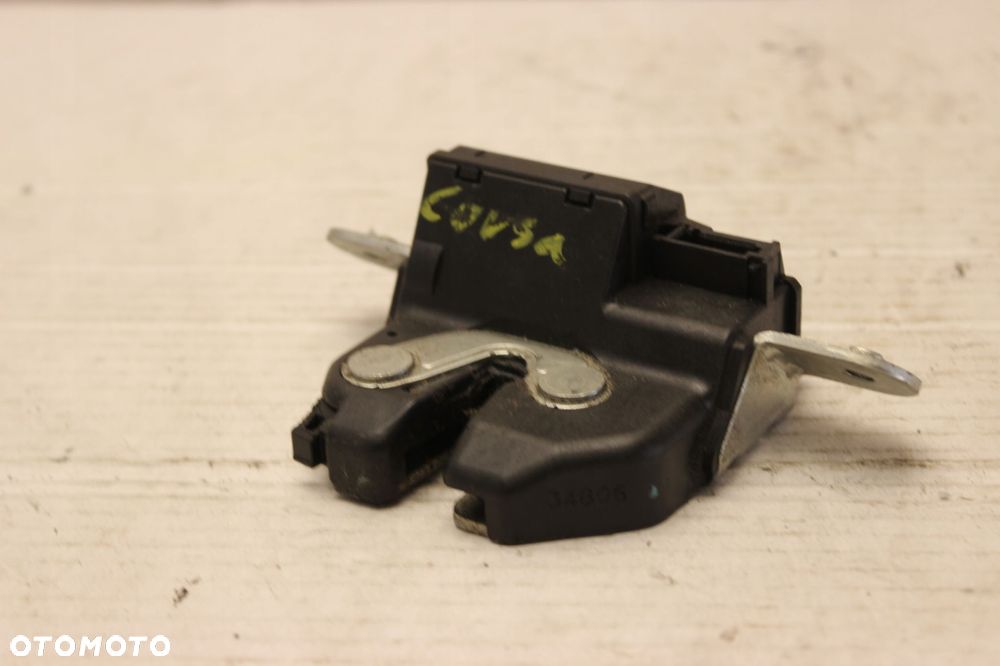 OPEL CORSA 06R- ZAMEK KLAPY TYŁ TYLNEJ - 1