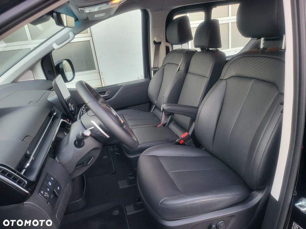 Hyundai Staria 1.6 T-GDI HEV Smart VIP - 15