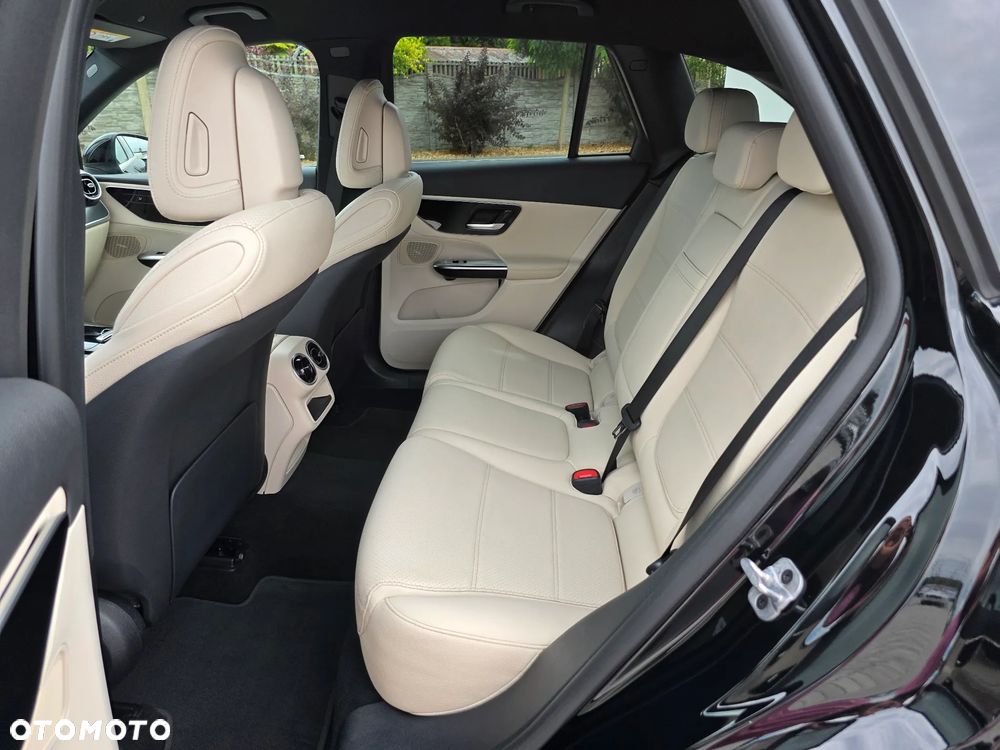 Mercedes-Benz GLC 300 e 4-Matic Avantgarde - 21