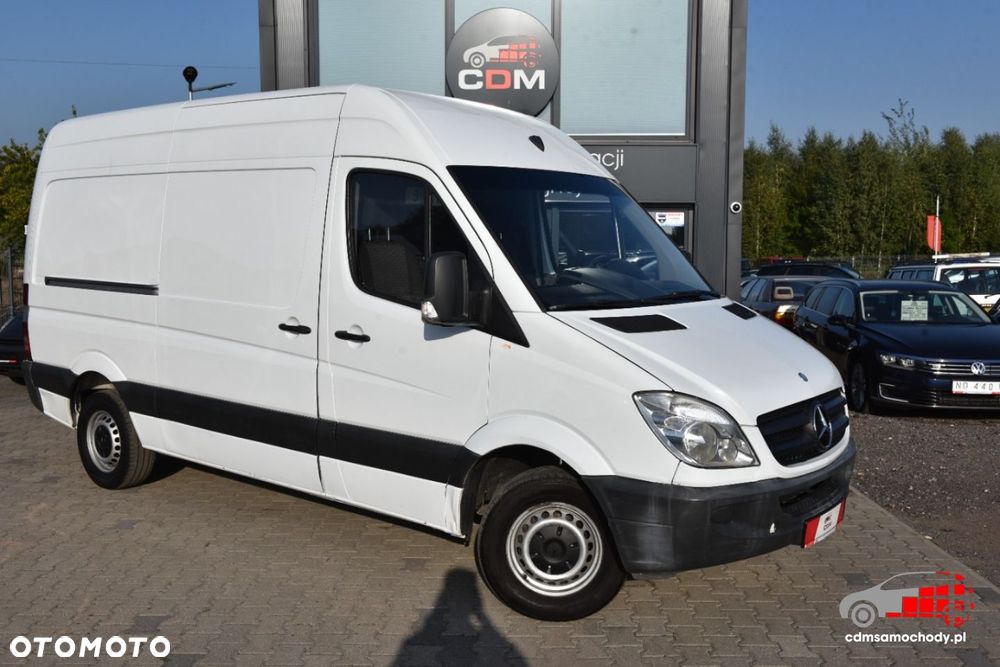 Mercedes-Benz Sprinter - 4