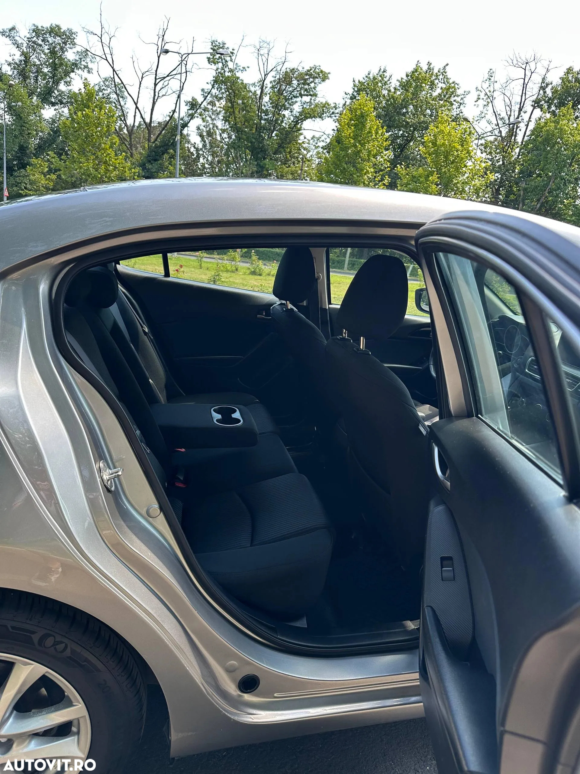 Mazda 3 CD150 Revolution - 8