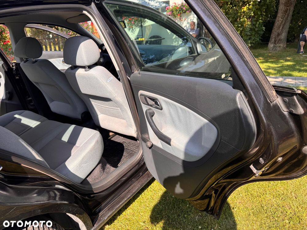 Seat Ibiza 1.4 16V Reference - 14