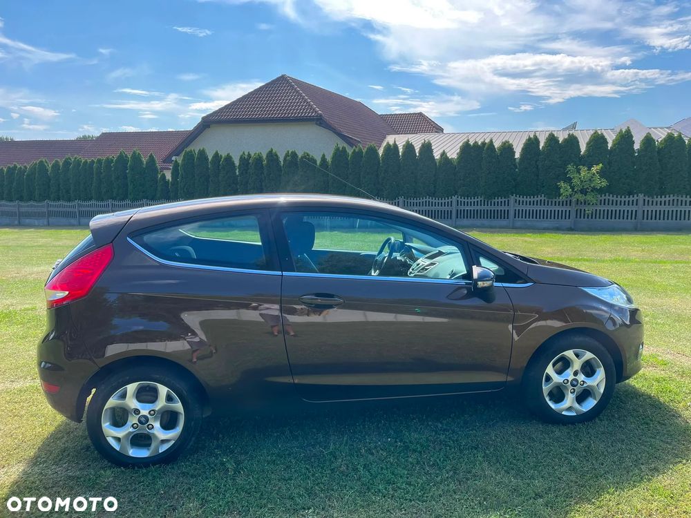 Ford Fiesta 1.25 Titanium - 19
