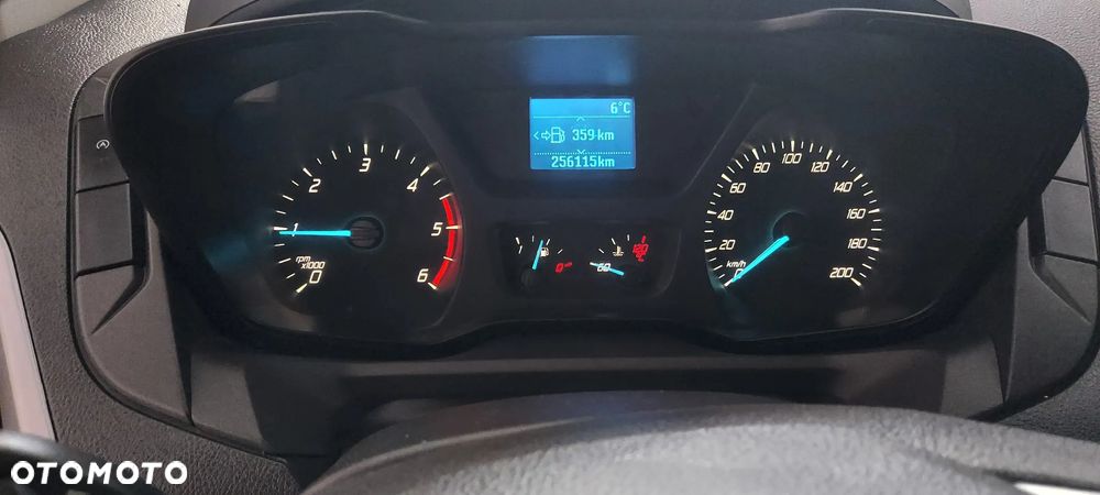 Ford TRANSIT CUSTOM - 20