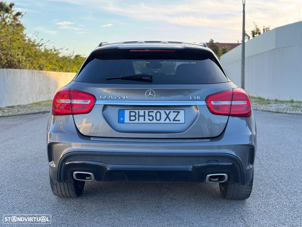 Mercedes-Benz GLA 220 CDI 4Matic 7G-DCT AMG Line - 10