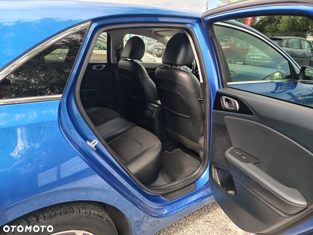Kia Ceed 1.4 T-GDI DCT OPF Spirit - 34