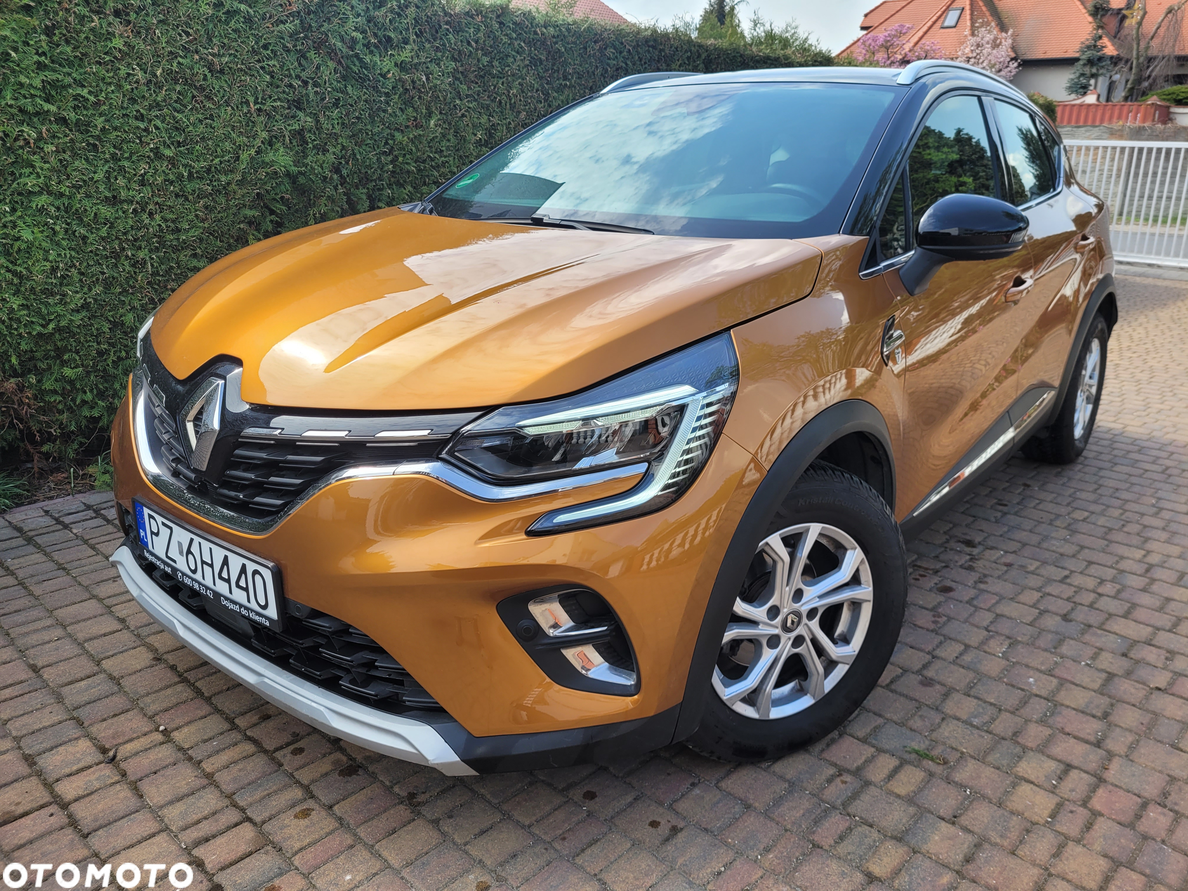 Renault Captur TCe 100 BUSINESS EDITION - 2