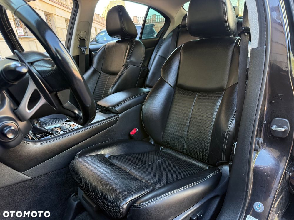 Infiniti Q50 2.2d Premium Executive EU6 - 38